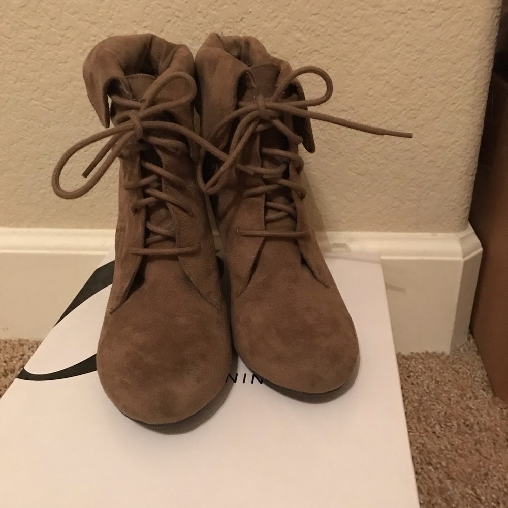 Nine West - Wedge booties
